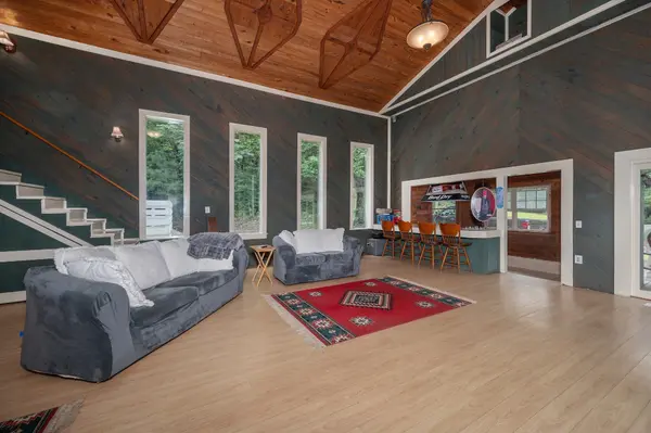 1791 Deer Creek Rd, Linden, TN 37096