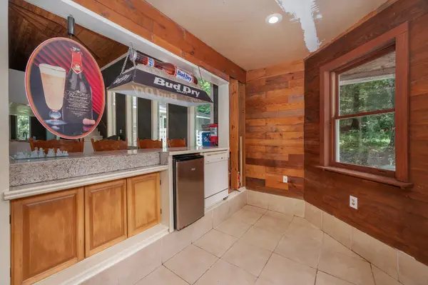 1791 Deer Creek Rd, Linden, TN 37096