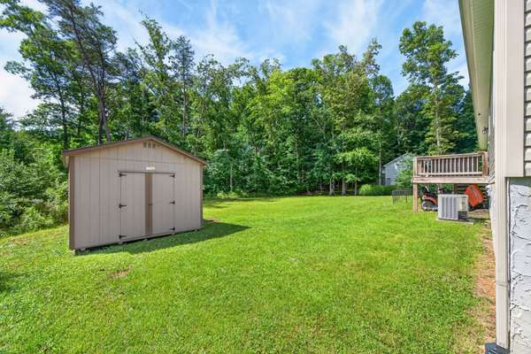 177 Orange Cir, Crossville, TN 38555
