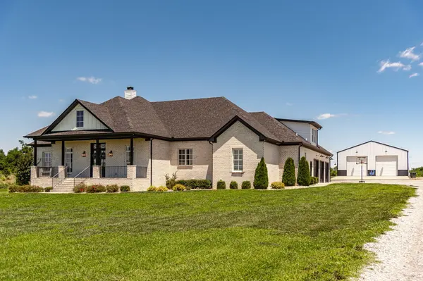 1322 Barry Ln, Gallatin, TN 37066