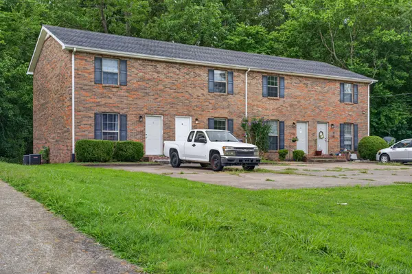 461 Martha Ln #B, Clarksville, TN 37043