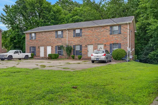 461 Martha Ln #B, Clarksville, TN 37043