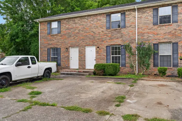 461 Martha Ln #B, Clarksville, TN 37043