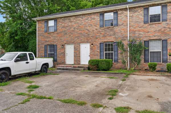 461 Martha Ln #B, Clarksville, TN 37043