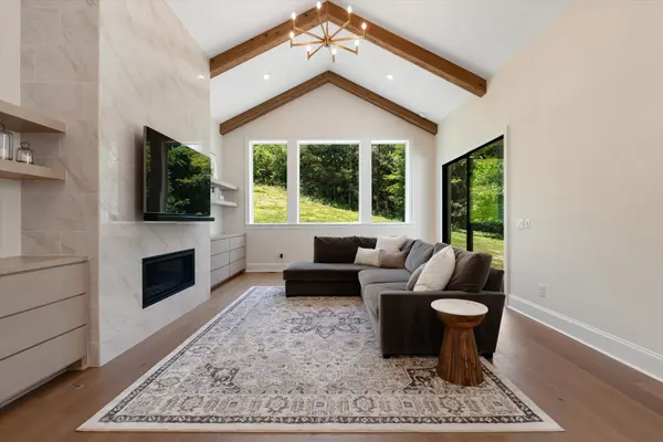 1833 Dartmouth Dr, Brentwood, TN 37027