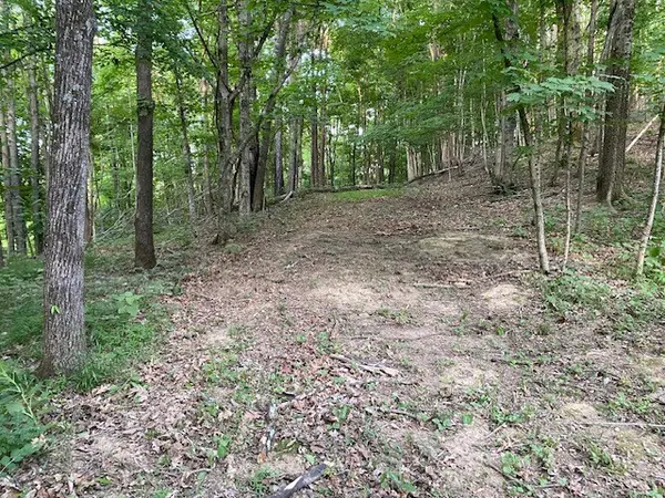 250 Hurt Rd, Hendersonville, TN 37075