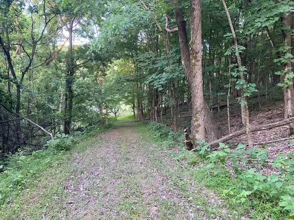 250 Hurt Rd, Hendersonville, TN 37075