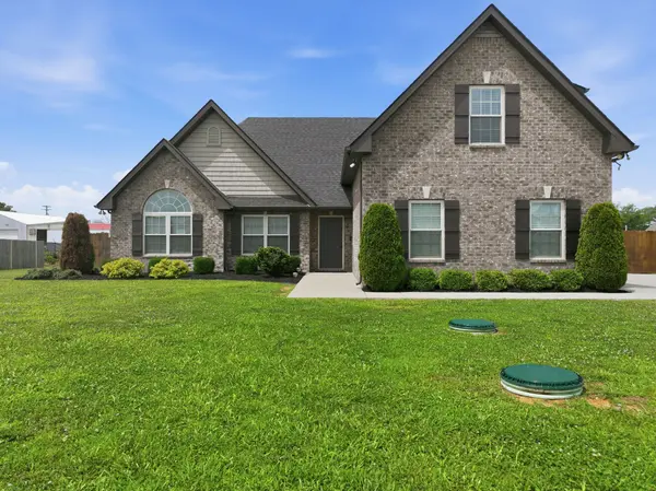 7914 Natahna Ct, Murfreesboro, TN 37127