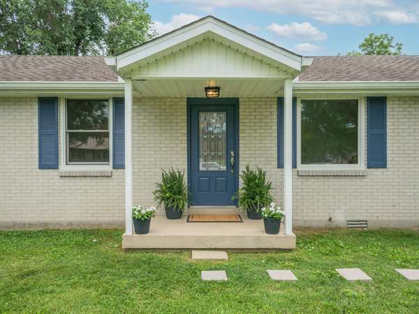 309 Peggy Dr, Cedar Hill, TN 37032