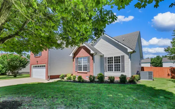 3363 Dabney Ln, Clarksville, TN 37043