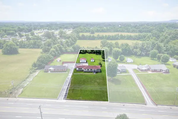445 W Broad St, Smithville, TN 37166