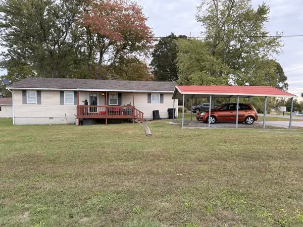 344 E Noel Dr, Cadiz, KY 42211