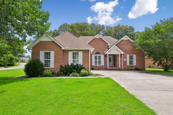 201 Jennings Cir, Tullahoma, TN 37388
