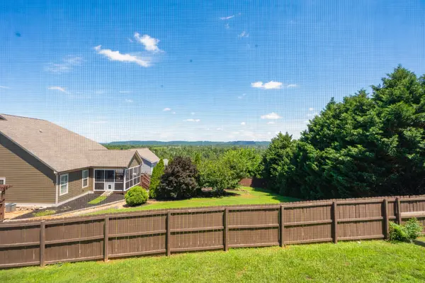 8155 Burgundy Circle, Chattanooga, TN 37421