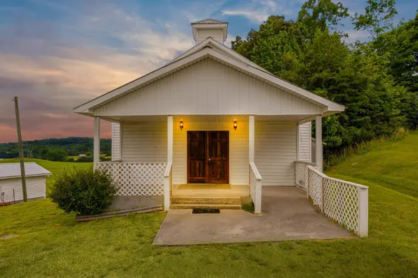 450 Johnson Church Road, Philadelphia, TN 37846
