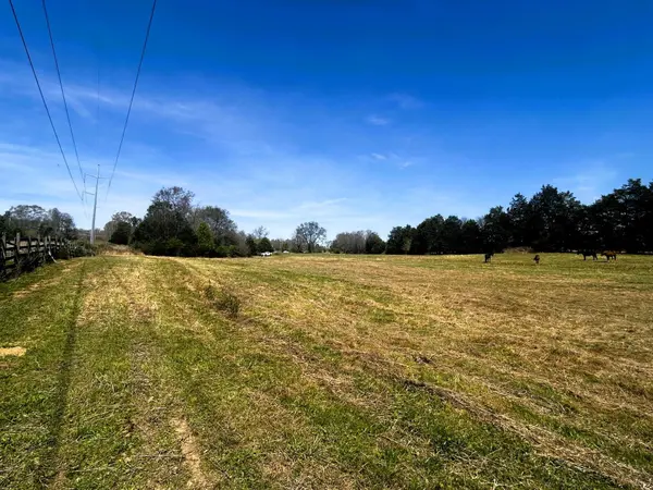 175 County Road 571, Englewood, TN 37329
