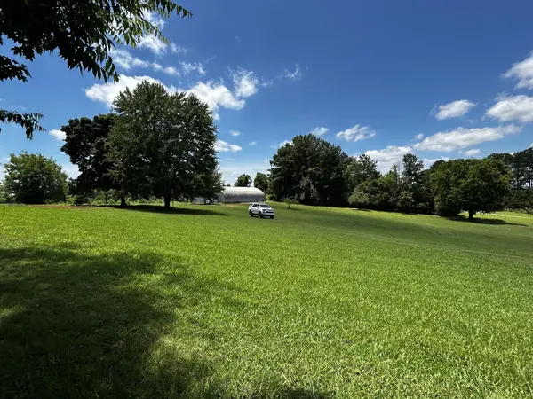 573 S Judd Road, Decatur, TN 37322