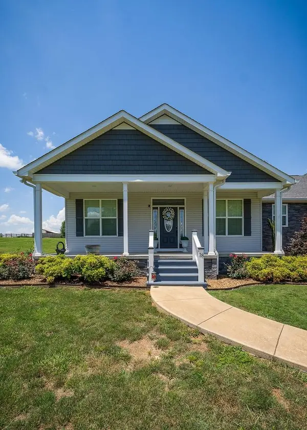 18 Faith Rae Blvd, Morrison, TN 37357