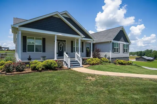 18 Faith Rae Blvd, Morrison, TN 37357