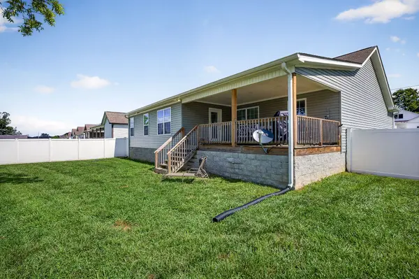 100 Reece Rd, Baxter, TN 38544