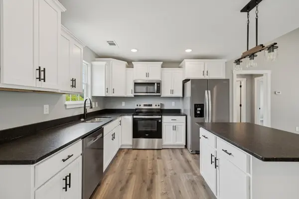 134 Alice Preston Loop, Gordonsville, TN 38563
