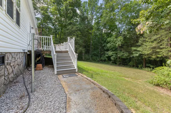2497 Foster Rd, Cumberland Furnace, TN 37051