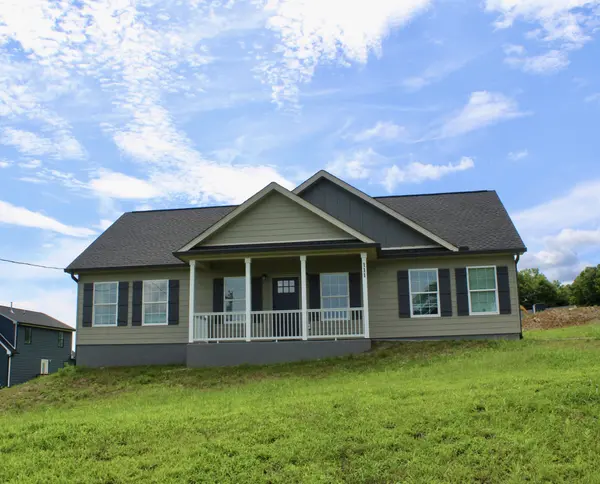 111 Alice Preston Loop, Gordonsville, TN 38563
