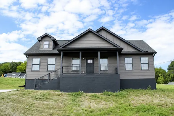 116 Crows Hill Drive, Gordonsville, TN 38563