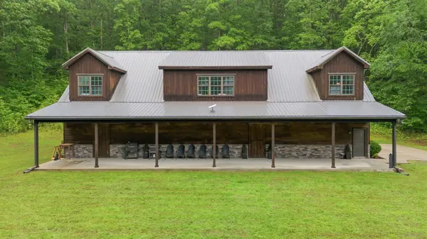 7075 Pinewood Rd, Nunnelly, TN 37137