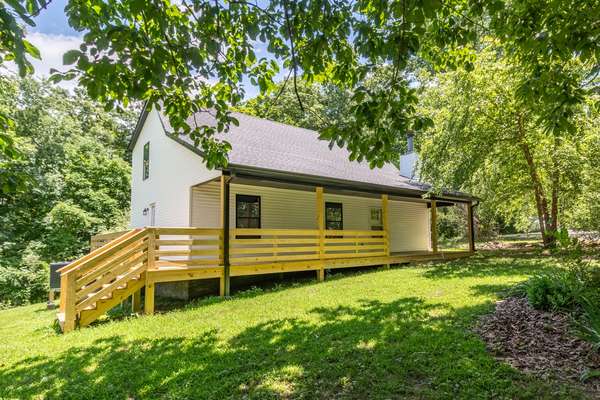 127 Shade Tree Ct, Pegram, TN 37143