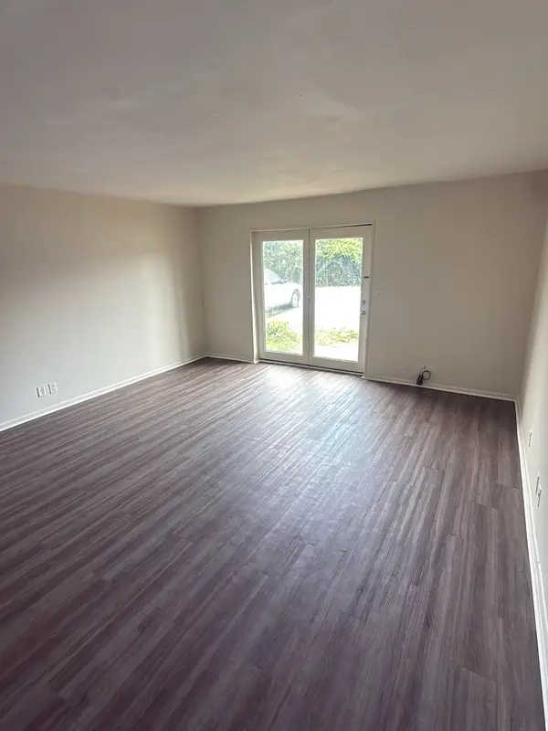 1083 Harold Dr, Nashville, TN 37217