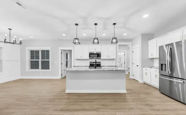 154 Monaghan Dr, Clarksville, TN 37042