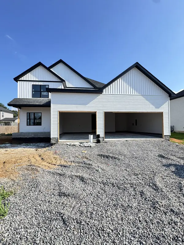 154 Monaghan Dr, Clarksville, TN 37042