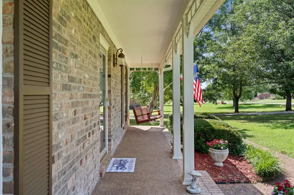 243 Southwinds Dr, Hermitage, TN 37076