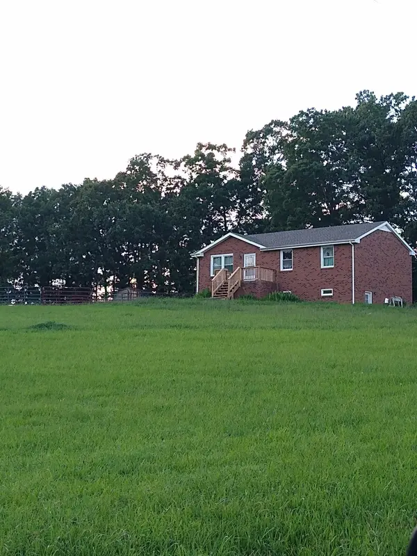 4563 Cumberland City Rd, Indian Mound, TN 37079