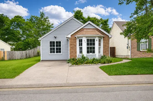 614 Poplar Pl, Nashville, TN 37216