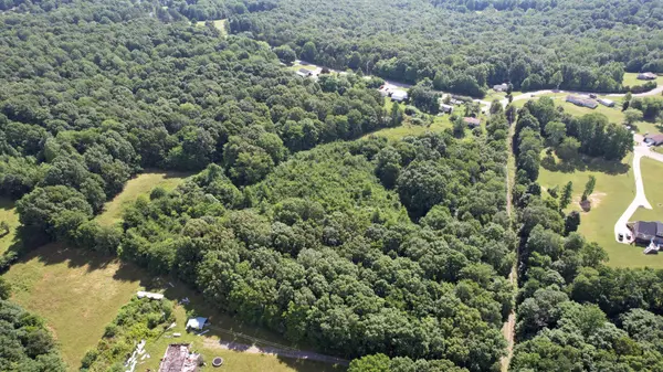 4368 Old Metal Rd, Palmyra, TN 37142