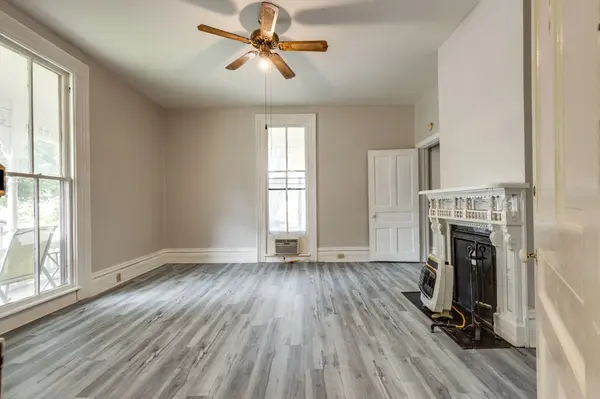 322 W 12th St #1, Columbia, TN 38401