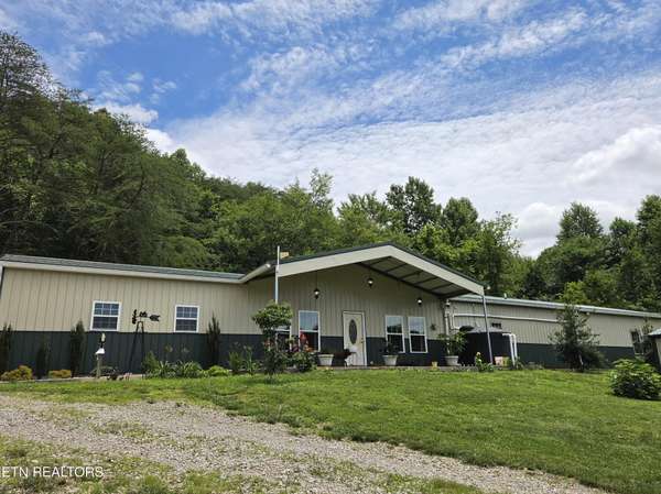 1302 Cummingsville Sparkmantown Rd, Doyle, TN 38559