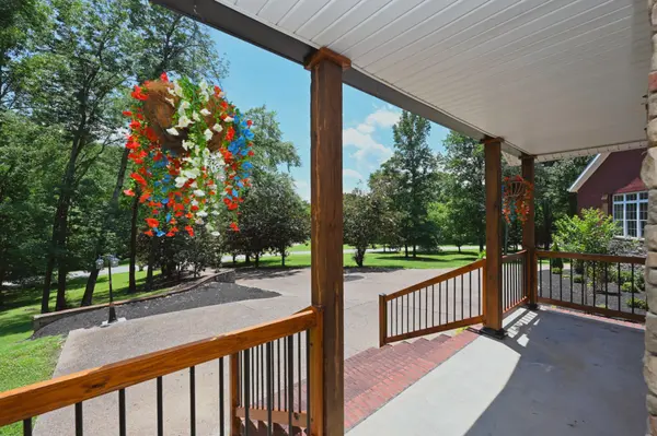 125 Happy Hollow Rd, Goodlettsville, TN 37072