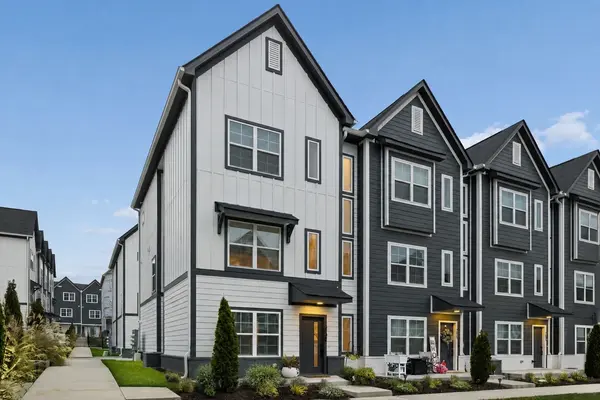 700 N DuPont Ave #310, Madison, TN 37115
