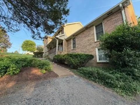 168 Allen Dr, Hendersonville, TN 37075