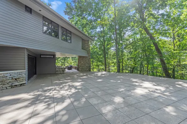 4 Glenn Abbey, Nashville, TN 37215