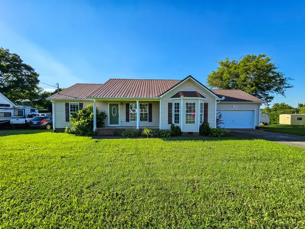 105 Twin Oaks Dr, Bell Buckle, TN 37020