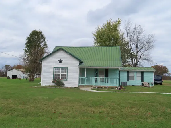 1263 Union Camp Rd, Lafayette, TN 37083