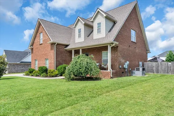 110 Riley Creek Rd, Tullahoma, TN 37388