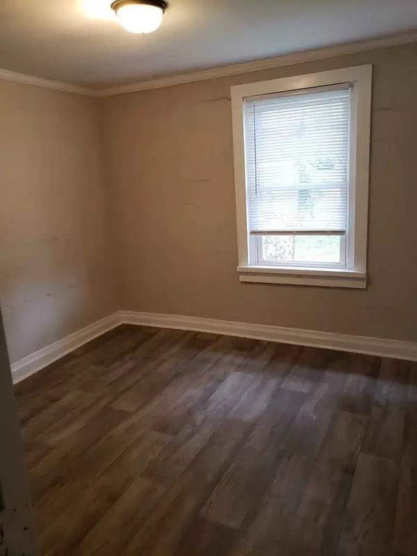 1119 Comstock Ave, Columbia, TN 38401