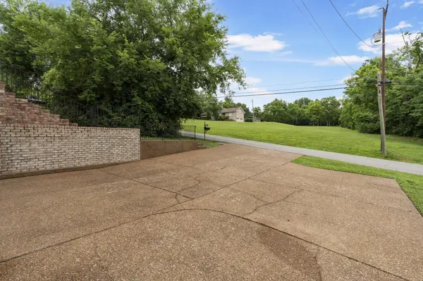 6196 Mt Pisgah Rd, Nashville, TN 37211