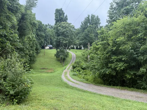 6437 Peytonsville Arno Rd, College Grove, TN 37046