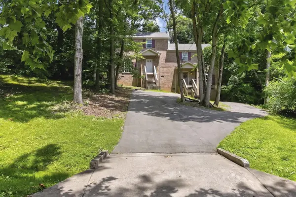 318A Melvin Jones Dr, Nashville, TN 37217
